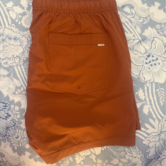 Men’s Vuori Kore Brown Shorts - Picture 5 of 8